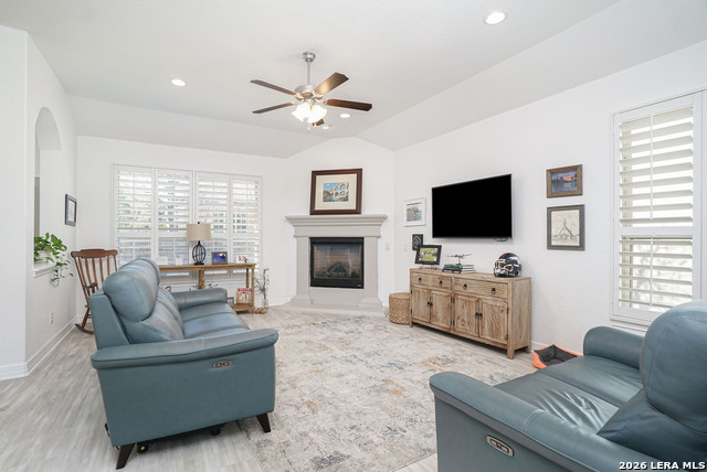 Image 5 of 17 For 1719 Nightshade