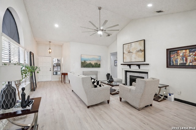 Image 6 of 28 For 17011 Vista Village