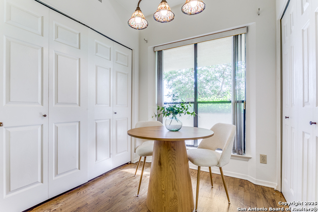 Image 15 of 26 For 1022 Navarro  306