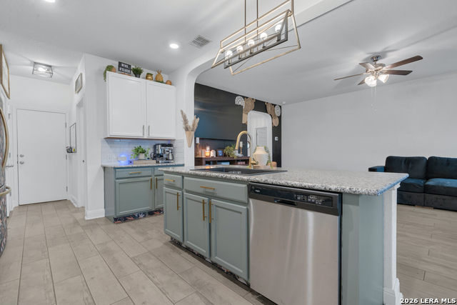 Image 14 of 36 For 9533 Bicknell Sedge