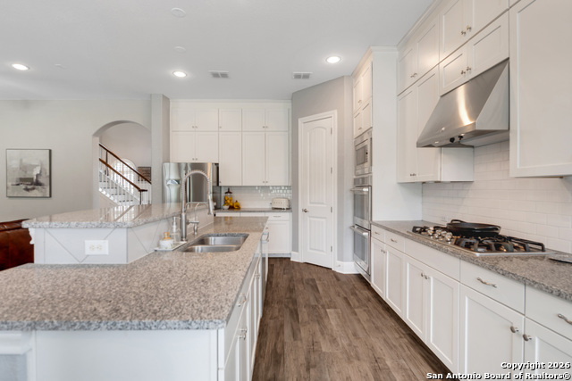 Image 13 of 40 For 28906 Balcones Crk