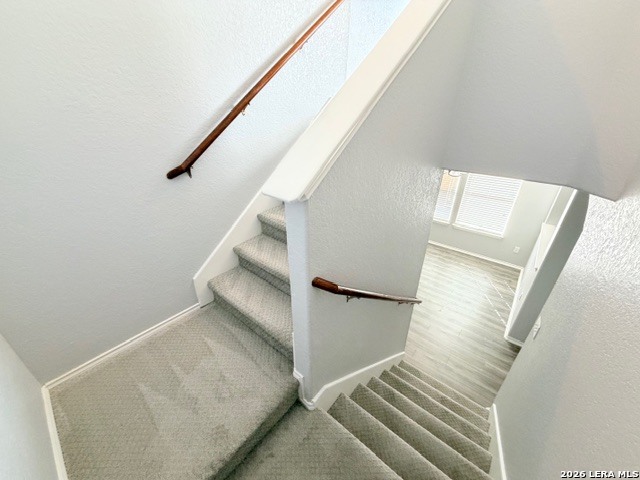 Image 11 of 21 For 819 Antler Post