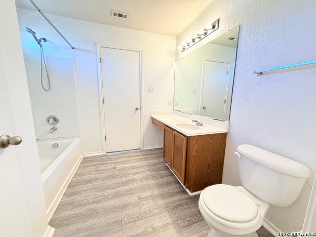 Image 14 of 21 For 819 Antler Post