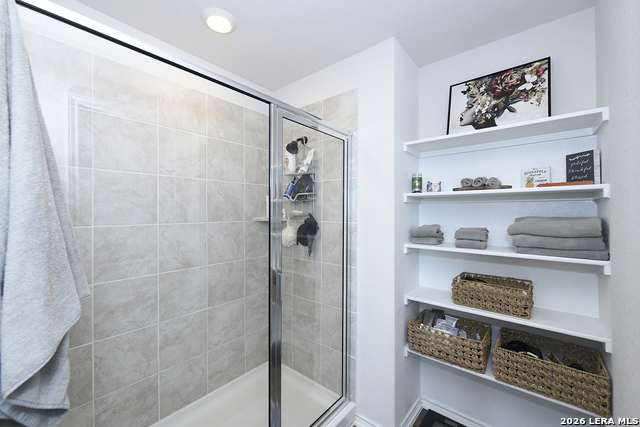 Image 15 of 29 For 14002 Kenyte Row