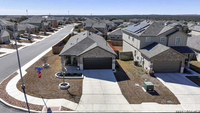 Image 2 of 29 For 14002 Kenyte Row