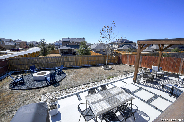 Image 23 of 29 For 14002 Kenyte Row