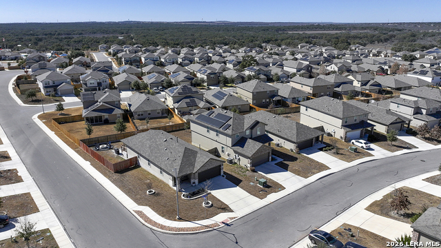 Image 3 of 29 For 14002 Kenyte Row