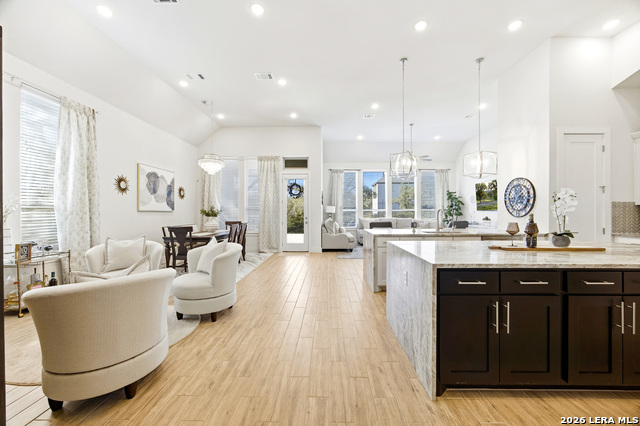 Image 10 of 62 For 26611 Marni Pl