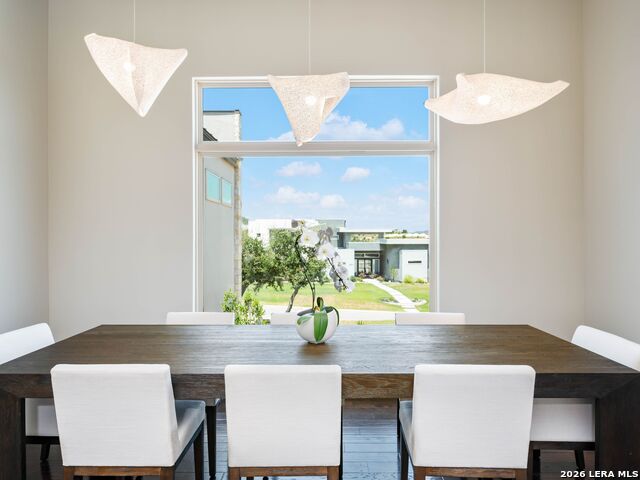 Image 11 of 50 For 23214 Edens Canyon