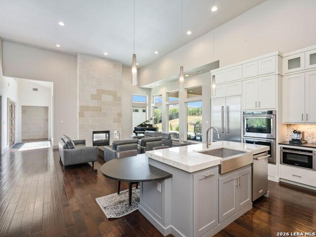 Image 18 of 50 For 23214 Edens Canyon