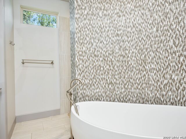 Image 27 of 50 For 23214 Edens Canyon