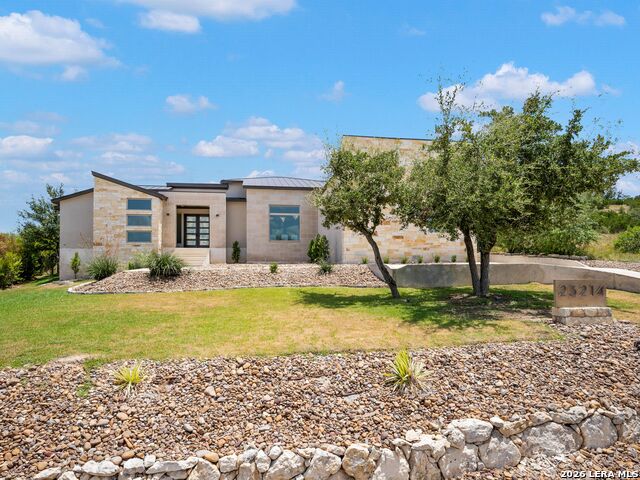 Image 45 of 50 For 23214 Edens Canyon