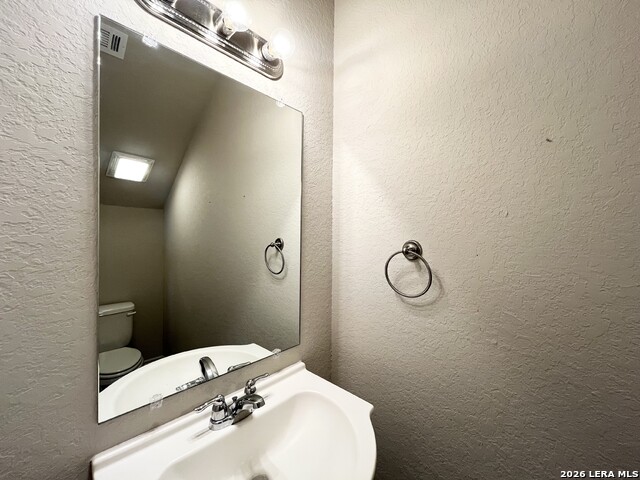 Image 15 of 39 For 7822 Savannah Brooks