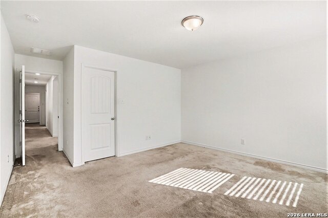 Listing photo id 15 for 643 Anthem Ln