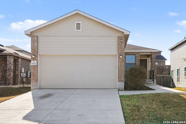 Listing photo id 4 for 643 Anthem Ln