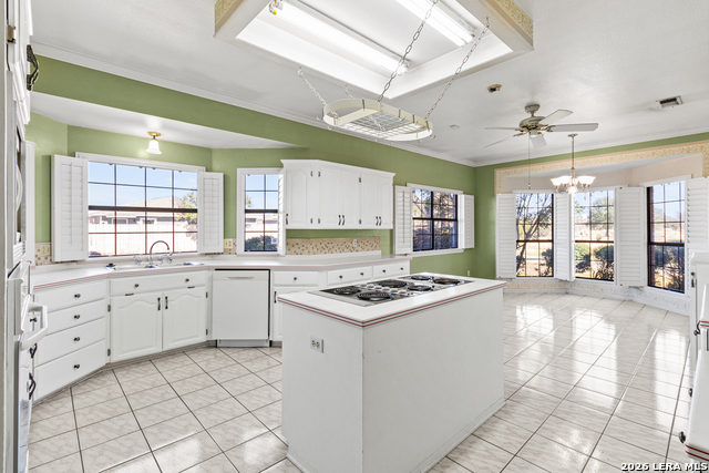 Image 4 of 25 For 500 River Oak