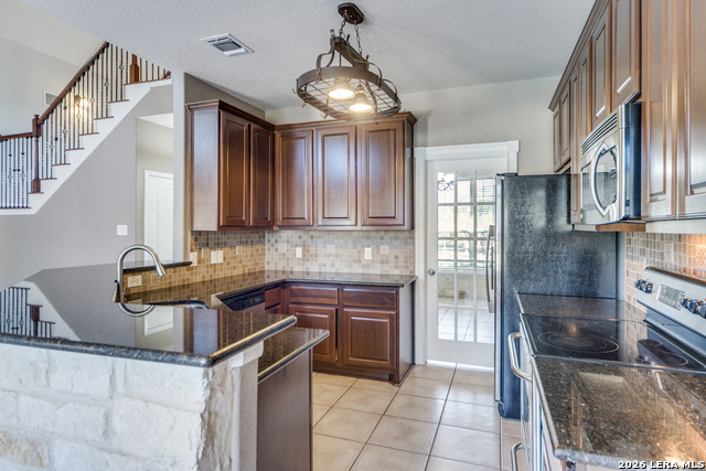 Image 10 of 25 For 26875 Hogan  