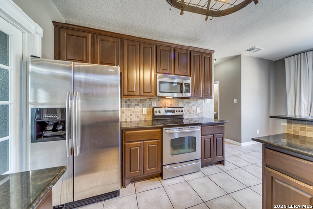 Image 11 of 25 For 26875 Hogan  