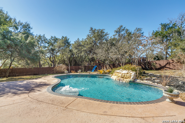 Image 19 of 25 For 26875 Hogan  