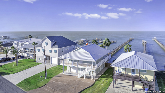 Image 2 of 50 For 70 Copano Ridge