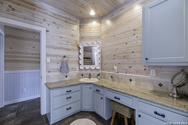 Image 21 of 50 For 70 Copano Ridge