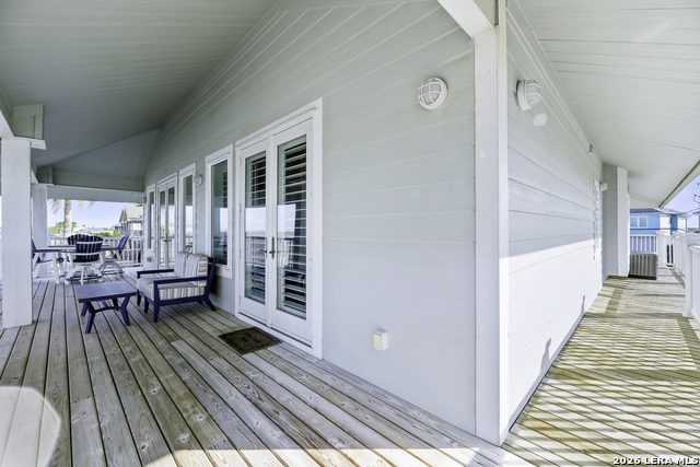 Image 3 of 50 For 70 Copano Ridge