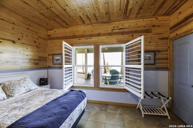 Image 30 of 50 For 70 Copano Ridge