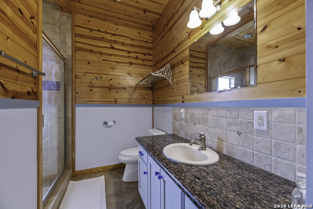 Image 32 of 50 For 70 Copano Ridge