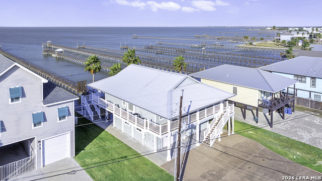 Image 43 of 50 For 70 Copano Ridge