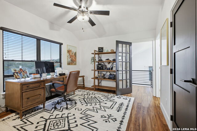 Image 36 of 49 For 8304 Monument Oak