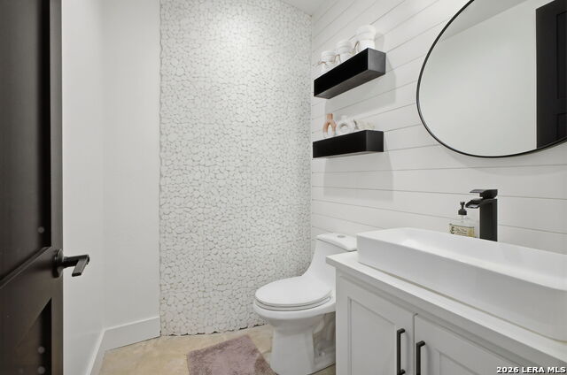 Image 42 of 49 For 8304 Monument Oak