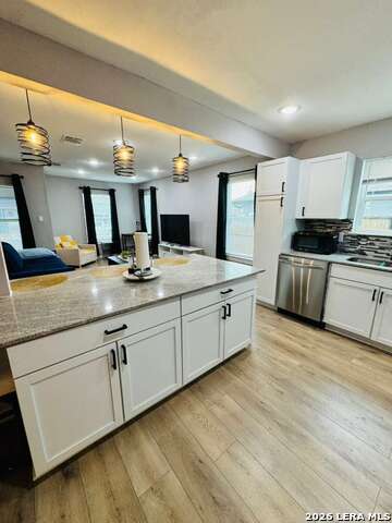 Image 6 of 16 For 1035 Wildwood