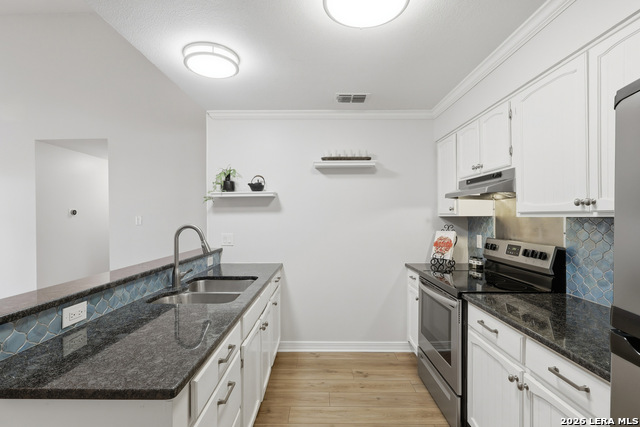 Listing photo id 6 for 13610 Cobble Way Cir