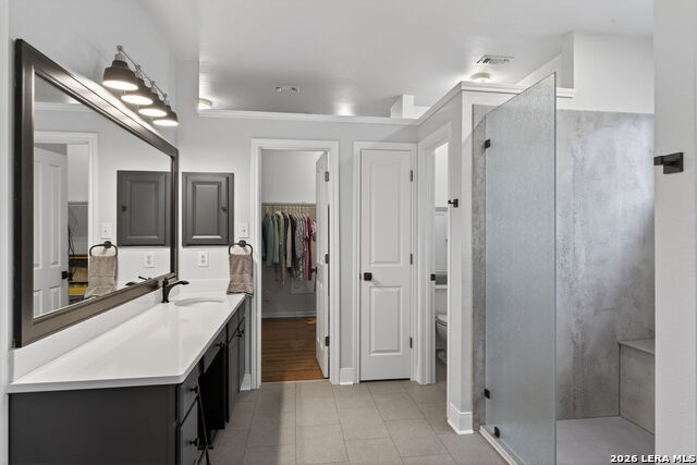 Image 10 of 23 For 9318 Gaytan  