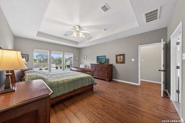 Image 9 of 23 For 9318 Gaytan  