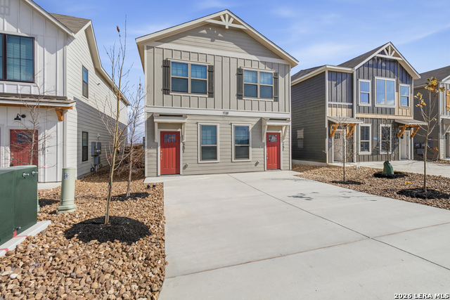 Image 2 of 15 For 7118 Magnolia Creek  201