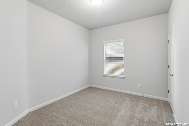 Image 9 of 15 For 7118 Magnolia Creek  201