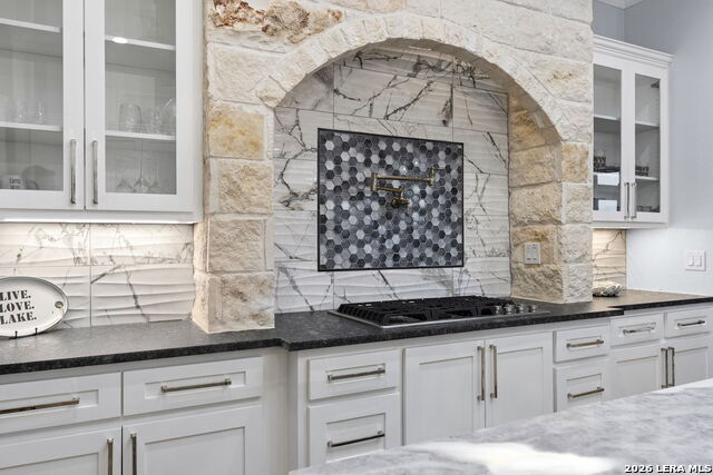 Image 15 of 61 For 2078 Connie Dr