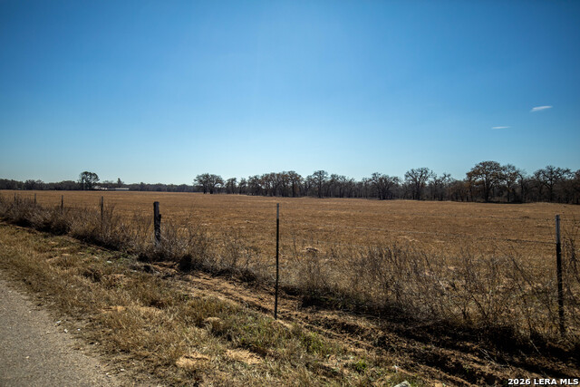 Listing photo id 11 for 1387 County Road 304