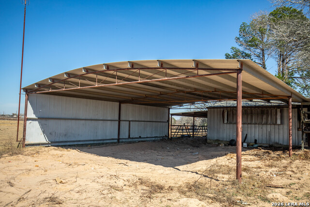 Listing photo id 27 for 1387 County Road 304