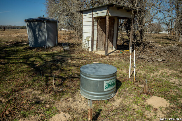 Listing photo id 31 for 1387 County Road 304
