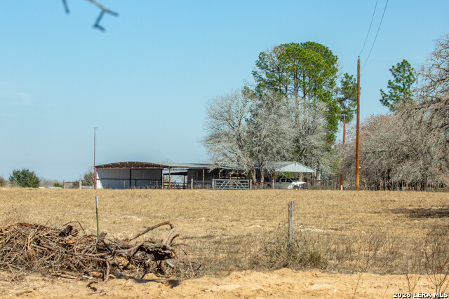 Listing photo id 42 for 1387 County Road 304