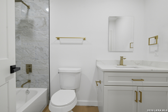 Image 16 of 20 For 2718 Old Field Dr  1002