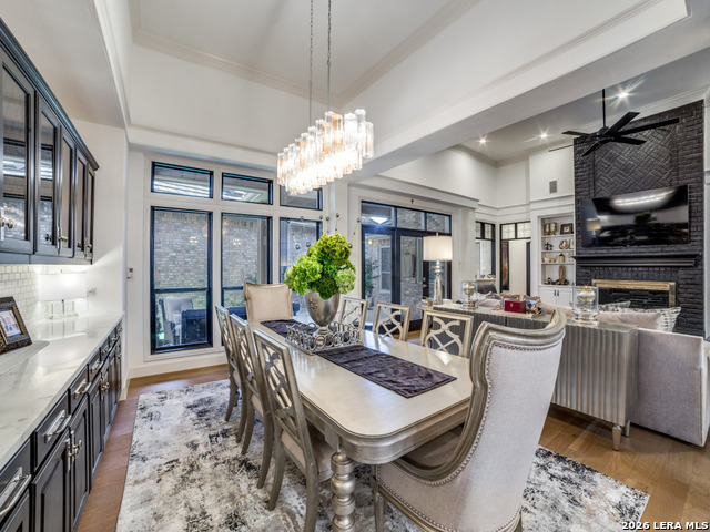 Image 10 of 40 For 4 Hendon Ln  