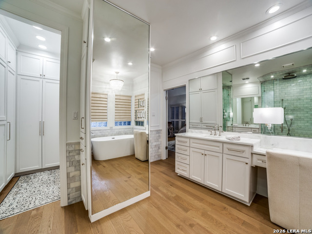 Image 23 of 40 For 4 Hendon Ln  