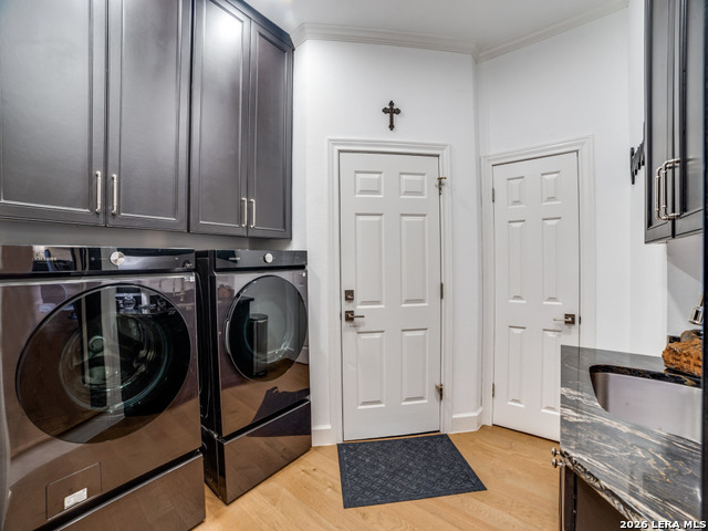 Image 25 of 40 For 4 Hendon Ln  