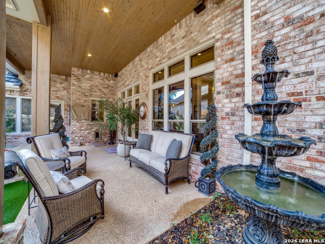 Image 30 of 40 For 4 Hendon Ln  