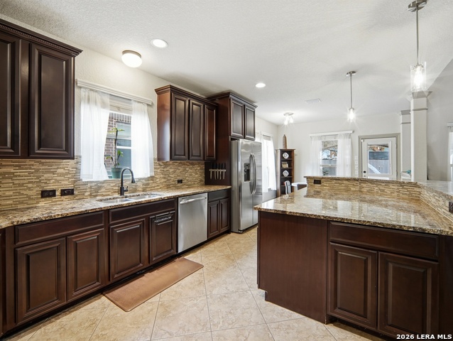 Listing photo id 10 for 11911 Lampasas Trl