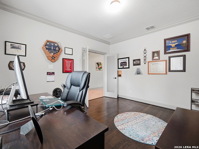 Listing photo id 15 for 11911 Lampasas Trl