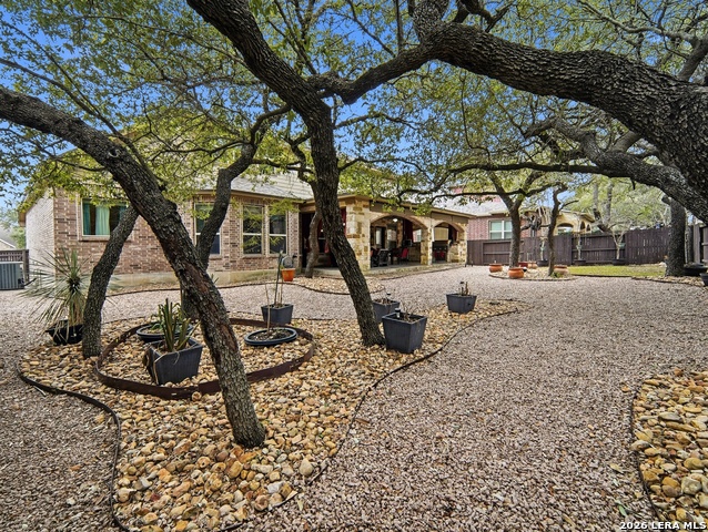 Listing photo id 27 for 11911 Lampasas Trl